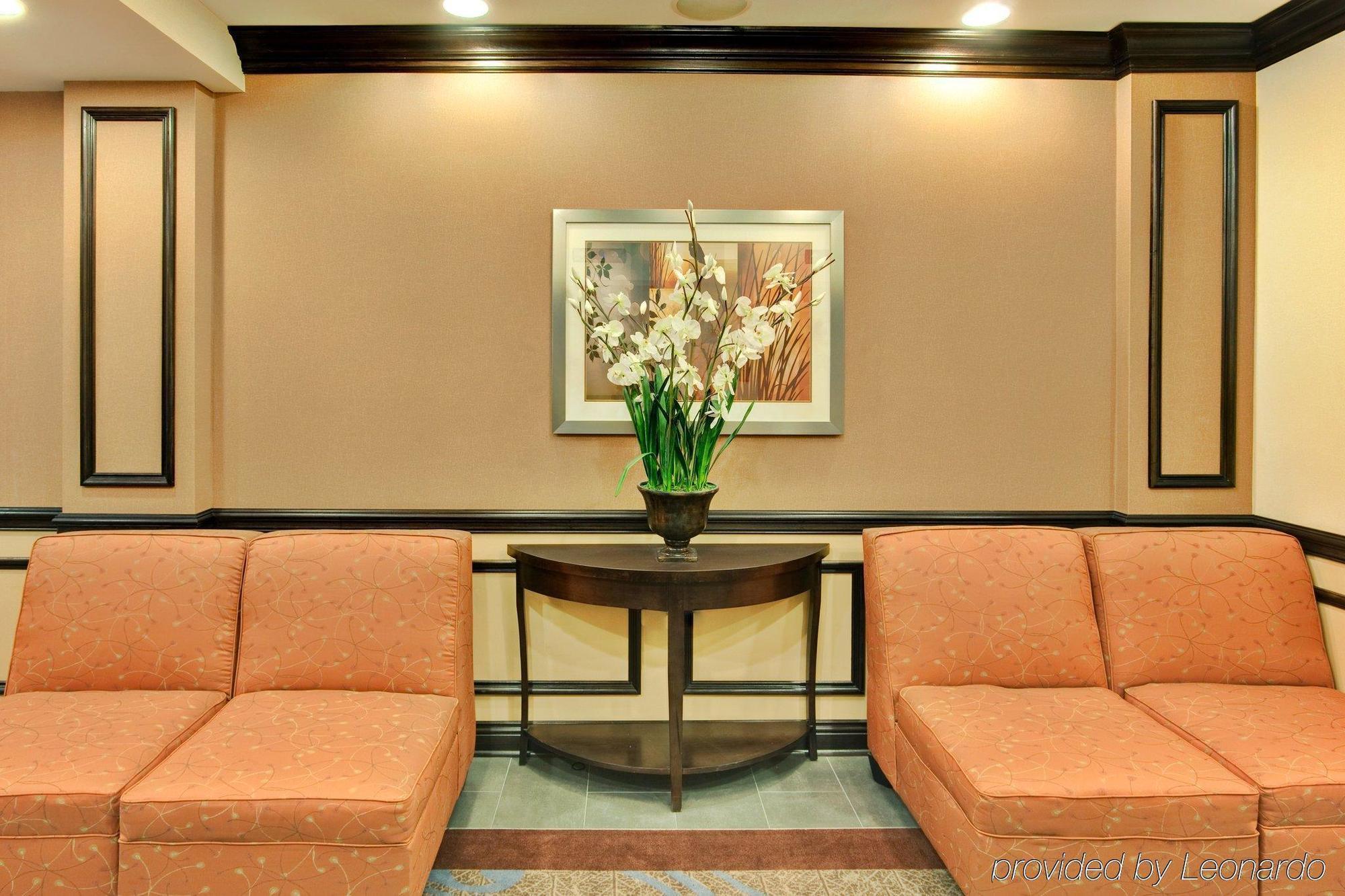 Holiday Inn Express Hotel & Suites Hamburg By Ihg Exterior foto